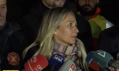 Zjarri te tregu i “5 majit”/ Ristani: Nuk ka rrezik për shpërhapjen e flakëve në qendrat e banuara, kapanioni i parë…