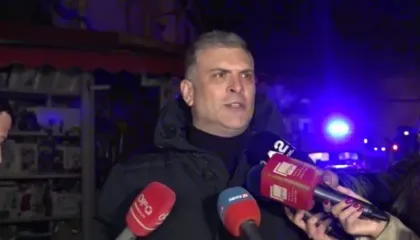 Zjarri te tregu te ‘5 Maji’, Tedi Blushi: I qëllimshëm për kulla, padi Ramës