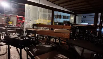 Zvicër, tragjedia në resortin e skive/ Dëshmitarët: Zjarri nisi nga fishekzjarret e vendosura te shampanja, kamarieret…