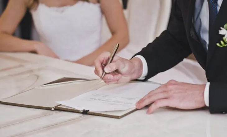 1 në 3 martesa përfundojnë në divorc! Si po rriten marrëveshjet paramartesore te çiftet shqiptare