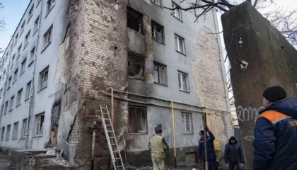 101 dronë rusë sulmojnë Ukrainën