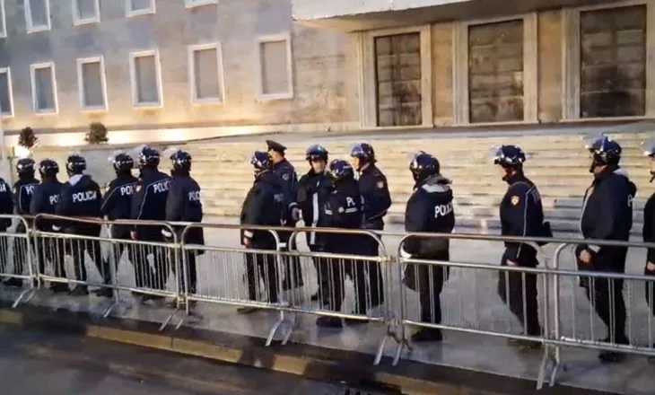1500 policë dhe “Shqiponjat” të shpërndarë në institucione, masat për protestën