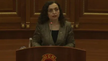 18 vite shtet! Mbahet seanca solemne në Kuvend, Osmani: U fitua me mund e gjak, lufta e UÇK ishte e drejtë