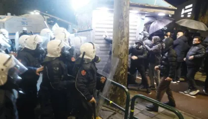 19 policë të lënduar në protestën e opozitës, Lamallari: Akt kriminal dhe shkelje e së drejtës për tubim paqësor