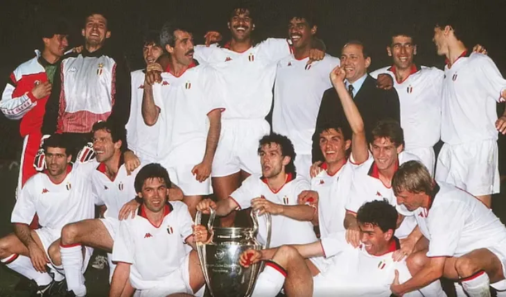 20 shkurt 1986, Krishtlindja e milanistëve… Kështu Berlusconi krijoi Milanin e të pamposhturve