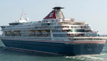 200 Pasagjerë Kroçiere Sëmuren Pas Një Shpërthimi Të Rëndë