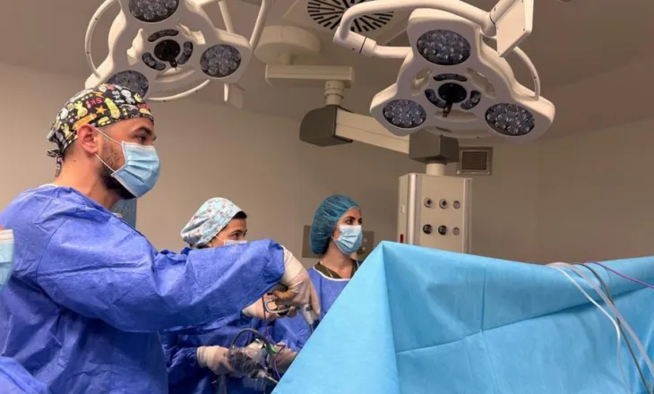 300 operacione që nga fillimi i vitit, Rama ndan pamje nga spitali i Fierit: Përkushtim dhe teknologji moderne