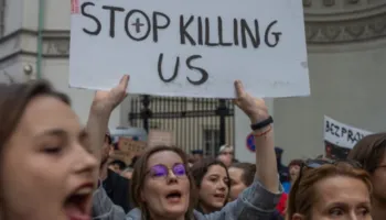 500 mijë gra evropiane në vit të rrezikuara nga abortet e pasigurta, BE hap fondin e ri edhe për shtetet ku procedura ndalohet me ligj