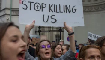 500 mijë gra evropiane të rrezikuara në vit nga abortet e pasigurta, BE hap fondin e ri edhe për shtetet ku procedura ndalohet me ligj