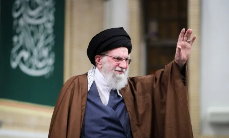7 raketa goditën zyrën e Ali Khameneit në Teheran, ku është fshehur Lideri Suprem i Iranit?