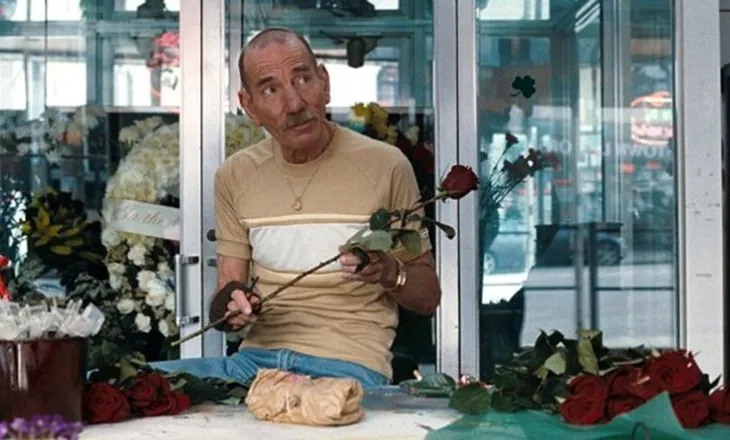 A e dinit? Historia tragjike që fshihet pas trëndafilit të kuq për Shën Valentin