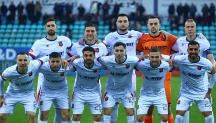 Abissnet Superiore: Vllaznia e vetme në krye, Tirana i shpëton fundit. Ja situata pas 22 javëve (foto)