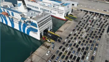 Adidas, Gucci, Dior e Hugo Boss/ Bllokohen 103 mijë palë veshje të falsifikuara me marka luksoze në Durrës