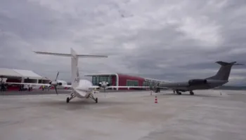 Aeroporti i Vlorës mbetet peng në gjykatë/ Beteja ligjore mes ortakëve bllokon hapjen e aeroportit