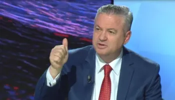 “Ahmetaj denoncon..”, Murrizi shpërthen: ‘Bankers’, vjedhja më e madhe e shekullit, 15 miliardë euro pa tatim-fitim