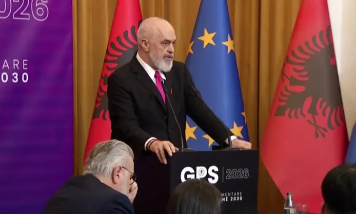 “AKSHI krenari e vendit”, Rama: Drejtoresha në arrest shtëpie, i vendosën në kurriz vilë e makina, ajo jeton me qira