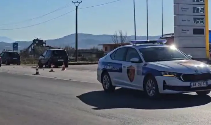 Aksident i rëndë në aksin Librazhd–Prrenjas, përmbyset një automjet pranë urës së Bushtricës (Detaje)