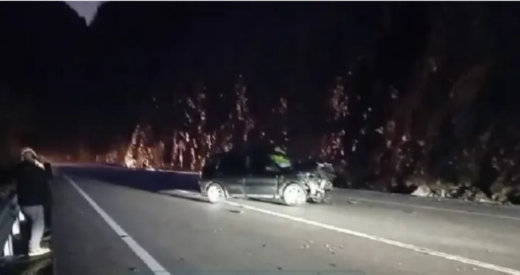 Aksident i rëndë tek ‘Shkalla e Tujanit’, përplasen dy fuoristrada