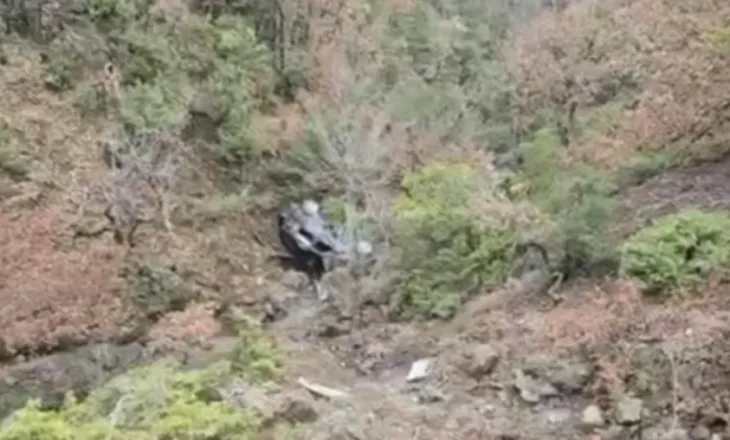 Aksident në Shpal të Mirditës/ Makina bie në greminë, 4 të lënduar