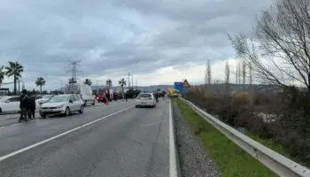 Aksident në superstradën Lezhë–Milot, përplasen tre automjete, dy persona në spital