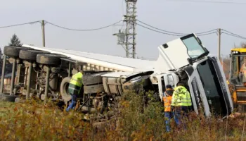 Aksident tragjik/ Kamioni përplas për vdekje 59-vjeçarin
