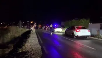 Aksident tragjik në Tiranë/ 23-vjeçarja humb kontrollin dhe përplaset me barrierat anësore, humb jetën në spital