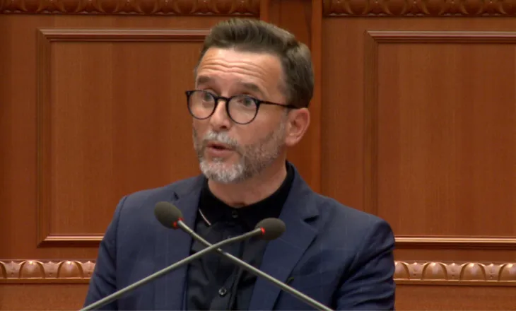 Akuza e fortë e Braçes në Kuvend: Prodhuesit e mëdhenj të birrave kanë korruptuar ministra e zyrtarë tatimesh!