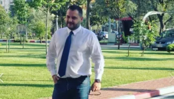 Akuzohet për gjobëvënie ndaj një zyrtari të shëndetësisë, policia e Tiranës arreston gazetarin