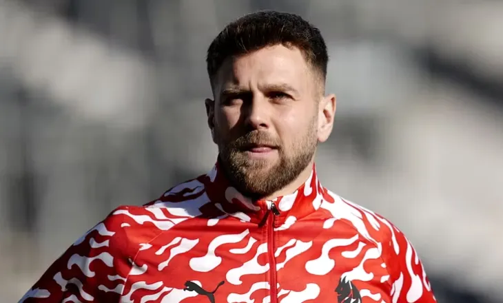 Allegri: “Po afron rikthimi i Gimenez”. Për Fullkrug: “Ai gisht, herët a vonë, do të ngjitet”