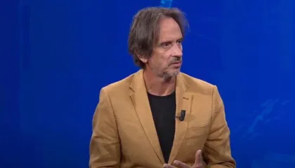 Analisti, zbulon ‘kurthin’ e anëtarësimit në BE: Do të hyjmë, por pa të drejta të plota