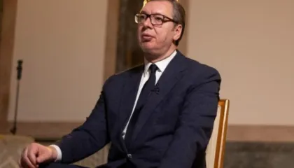 Analiza: A po e largon Vuçiç Serbinë nga rruga drejt BE-së?