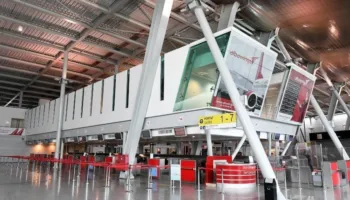 Anulohen fluturimet në Tel Aviv dhe Dubai/ TIA: Shkak, konfliktit në Lindjen e Mesme