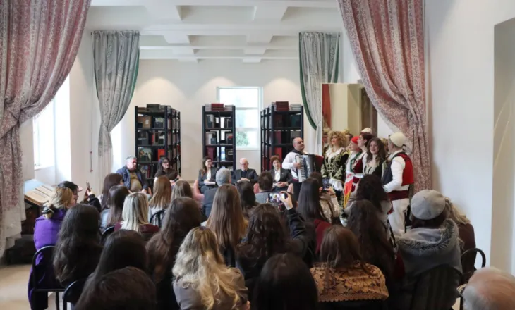 Arbërishtja dhe dialektet shqipe, në qendër të aktivitetit në Ditën Ndërkombëtare të Gjuhës Amtare