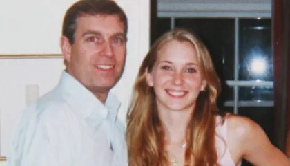 Arrestimi i ish-Princit Andrew/ Familja e një prej viktimave të Epstein: Zemrat tona u ngushëlluan…