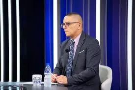 Artur Meçollari: Të dhënat sensitive të shtetit në duart e krimit, Bajram Begaj mban të bllokuar Këshillin e Sigurisë..