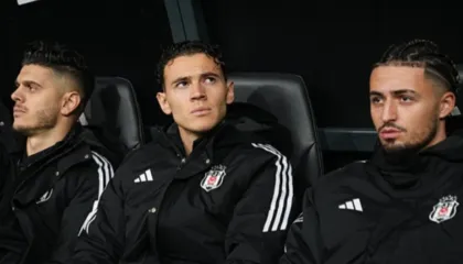 Asllani gati për Besiktas pas pezullimit, trajneri mendon për aktivizimin si titullar