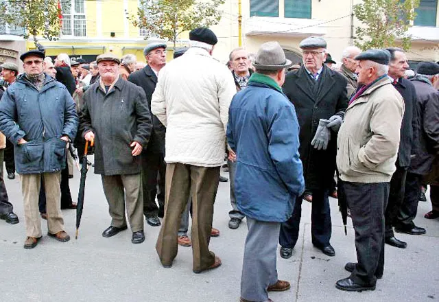 Ata që jetojnë në fshat mund “të blejnë” vite pune për pension deri më 31 dhjetor 2026