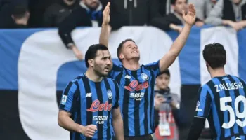 Atalanta bën përmbysjen e madhe ndaj Napolit dhe futet në lojë për “biletën” e Champions-it. Ekipi i Conte-s rrezikon shumë (video)