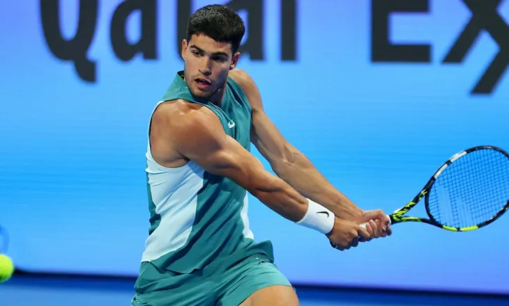 ATP Doha/ Alcaraz e nis me fitore, nr.1 mposht Rinderknech, suksesi i 150-të në karrierë në hard-court