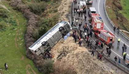 Autobusi përplaset në Antalia, 8 të vdekur dhe 26 të plagosur