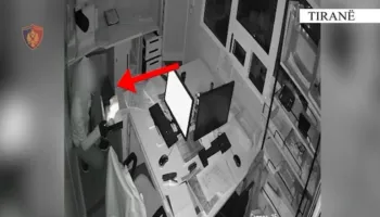 Autorë të disa grabitjeve në banesa dhe biznese, arrestohen 3 persona në Tiranë