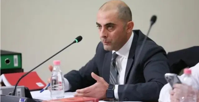 Avokati: Çështja ndaj Berishës dhe Malltezit tërësisht politike, shkresa e FA rrëzon pretendimet…