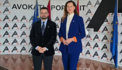 Avokati i Popullit takim zyrtar me Koordinatoren e OKB-së në Shqipëri, në fokus të drejtat e njeriut në Shqipëri