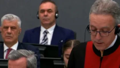 Avokati i Thaçit – gjykatësve: Dënimi do të ishte padrejtësi historike, s’mund ta rishkruani historinë e Kosovës