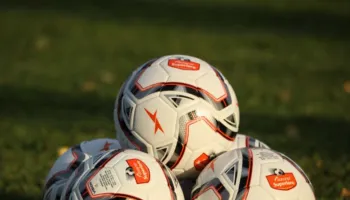 AXHENDA E SUPERIORES/ Supersfida e javës së 25-të luhet të premten, mësoni datat dhe oraret e ndeshjeve të ndara në tre ditë