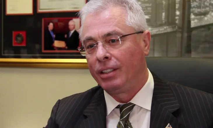 Bajraktari i shkruan Trump për Specialen: Kërkon angazhim të SHBA-ve për ‘gjykim të drejtë’ ndaj ish-udhëheqësve të UÇK