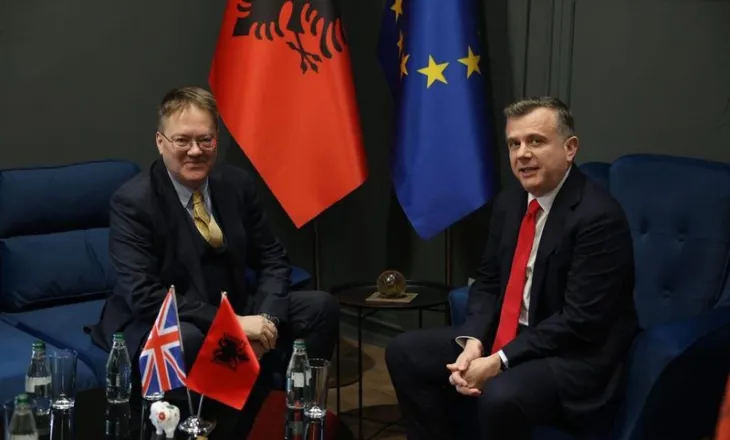 Balla takim me ambasadorin britanik Nick Abbott: Diaspora shqiptate në Britani, urë e rëndësishme lidhëse mes dy vendeve