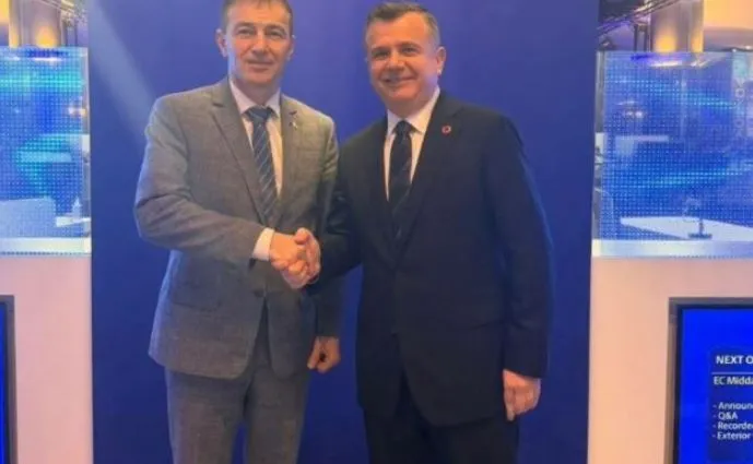 Balla takim me raporterin për Shqipërinë në PPE në Bruksel, Kovatchev: Uroj që Shqipëria të jetë anëtari më i ri…