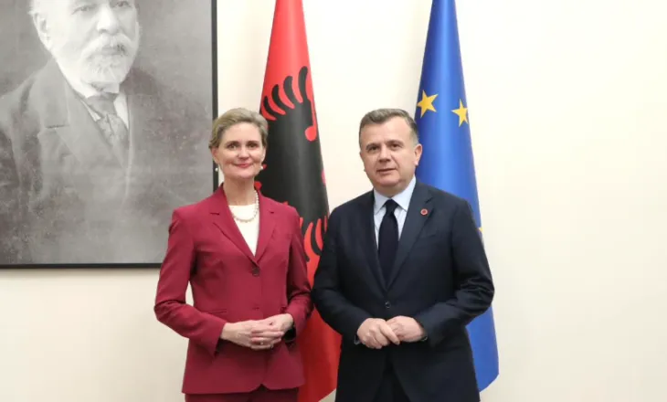 Balla takim me VanHorn: Diskutuam për interesin e kompanive amerikane për investime në Shqipëri!