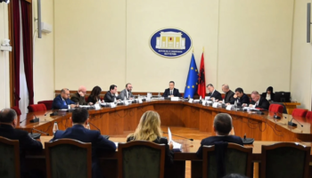 “Balluku”, debate për ‘transparencën’ në Këshillin e Mandateve, Balla: Qesharake që PD kundërshton SPAK